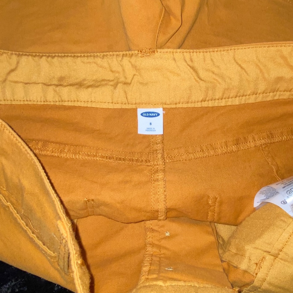 Shorts - Picture 3 of 3